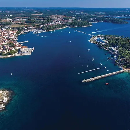 Beautiful Home In Tar * Porec